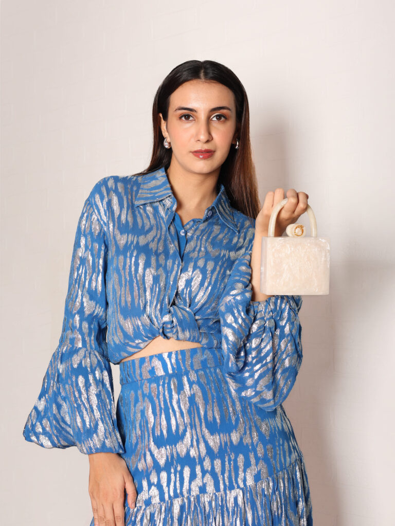 Taangerine Tiger x Oceana Clutches