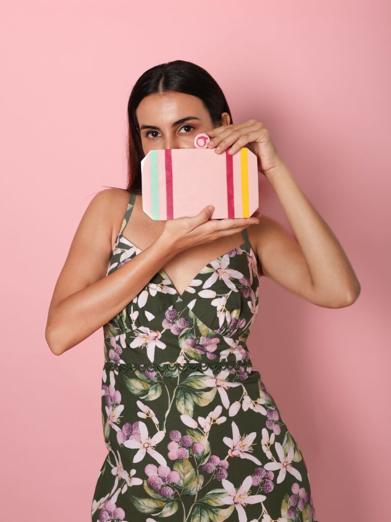 Taangerine Tiger x Oceana Clutches